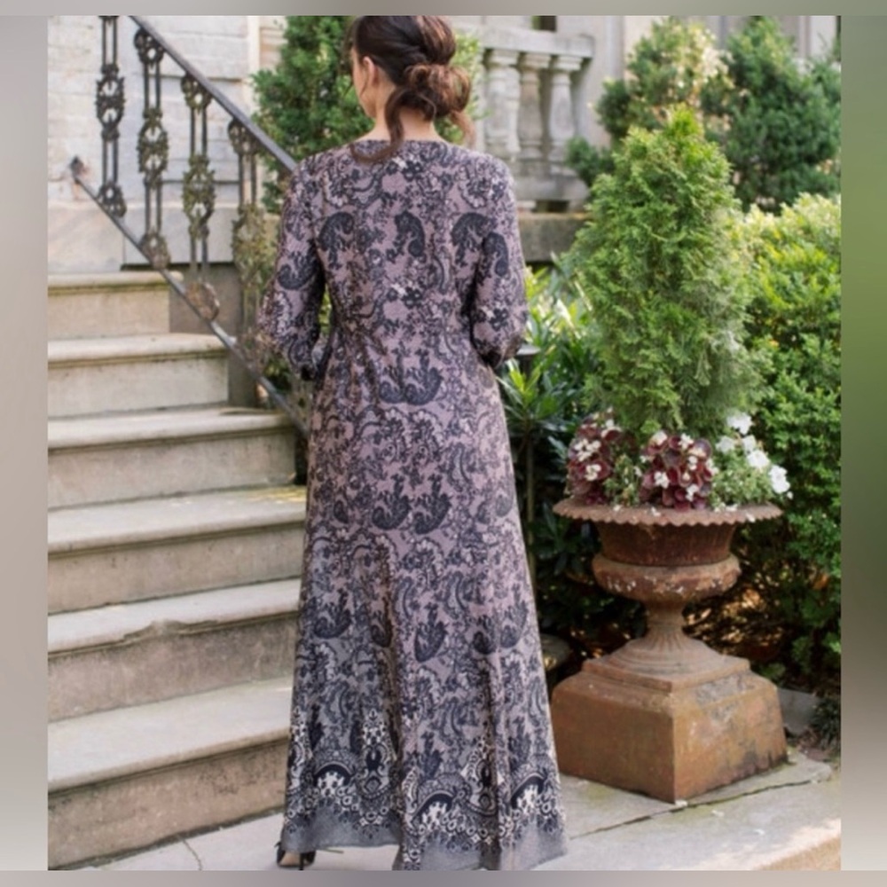 Dainty Jewell’s, LIKE NEW - Picture 6 of 7